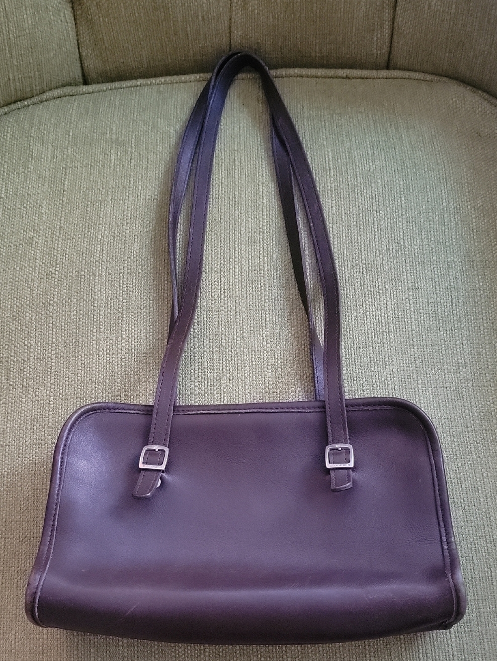 Classic Brown Leather Shoulder Bag